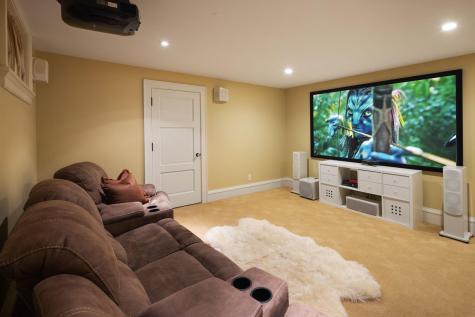 2400 W Lake Of The Isles Parkway Minneapolis MN 55405