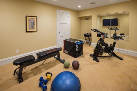 2400 W Lake Of The Isles Parkway Minneapolis MN 55405