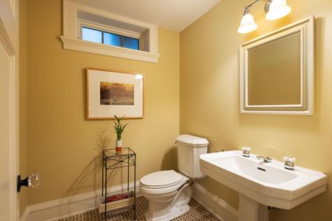 2400 W Lake Of The Isles Parkway Minneapolis MN 55405