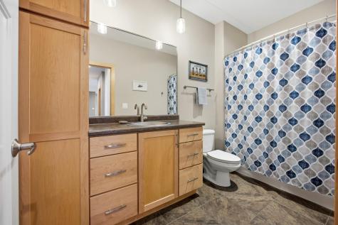 3878 3rd Street E West Fargo ND 58078