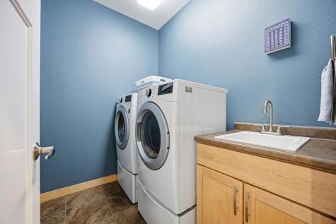 3878 3rd Street E West Fargo ND 58078