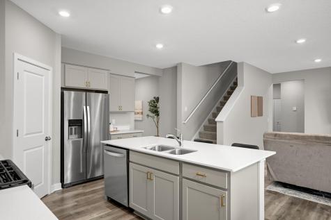 2020 Aloha Avenue Shakopee MN 55379