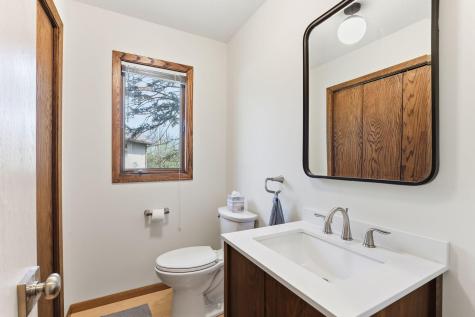 70 Valley Lane Hastings MN 55033