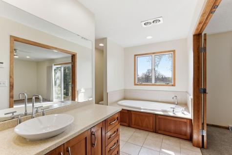 70 Valley Lane Hastings MN 55033