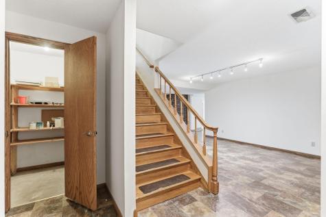 70 Valley Lane Hastings MN 55033