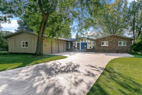 70 Valley Lane Hastings MN 55033