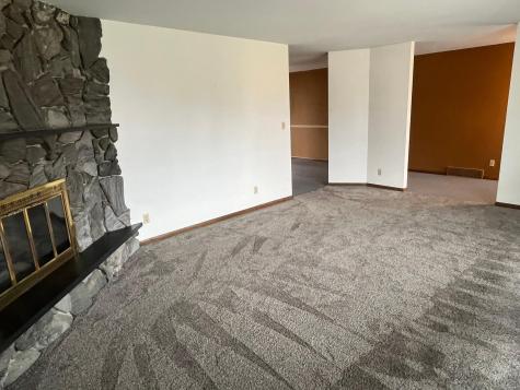 1318 W Chestnut Avenue Olivia MN 56277