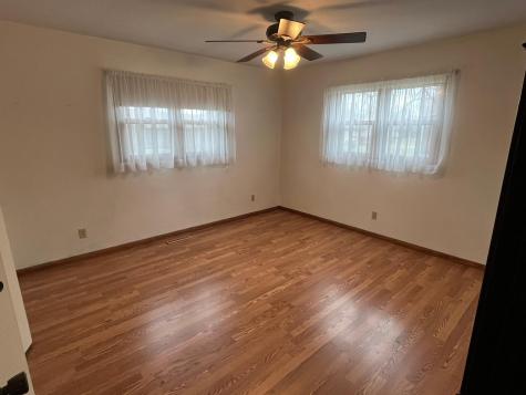1318 W Chestnut Avenue Olivia MN 56277