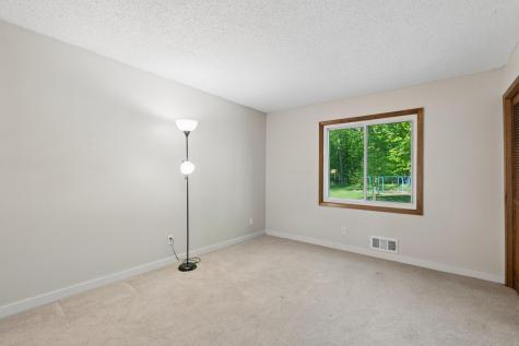 75 Pleasant Lane E Excelsior MN 55331