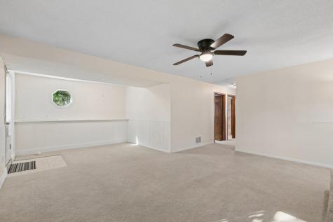 75 Pleasant Lane E Excelsior MN 55331