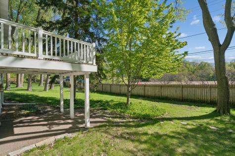 75 Pleasant Lane E Excelsior MN 55331