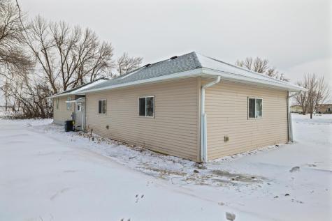 610 6th Street Hope ND 58046