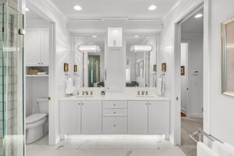 7070 Highland Court Eden Prairie MN 55346