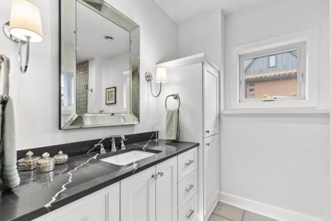7070 Highland Court Eden Prairie MN 55346