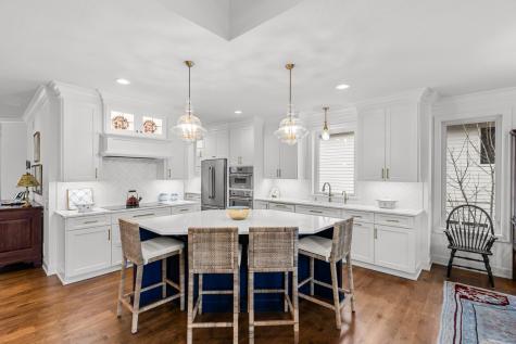 7070 Highland Court Eden Prairie MN 55346