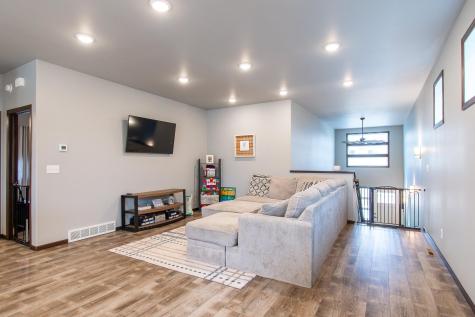 789 Albert Drive W West Fargo ND 58078