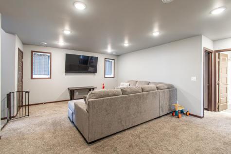 789 Albert Drive W West Fargo ND 58078