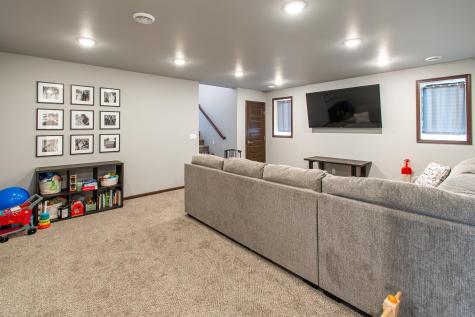 789 Albert Drive W West Fargo ND 58078