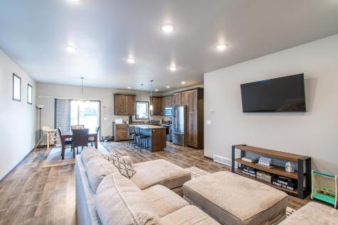 789 Albert Drive W West Fargo ND 58078