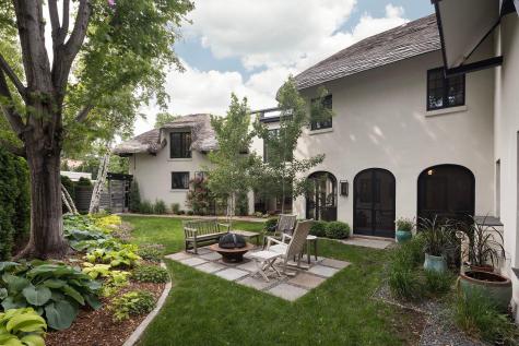 2388 W Lake Of The Isles Parkway Minneapolis MN 55405