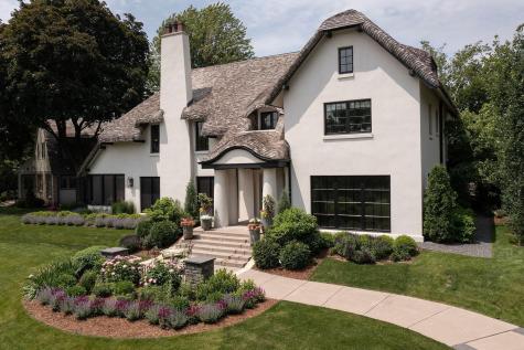 2388 W Lake Of The Isles Parkway Minneapolis MN 55405