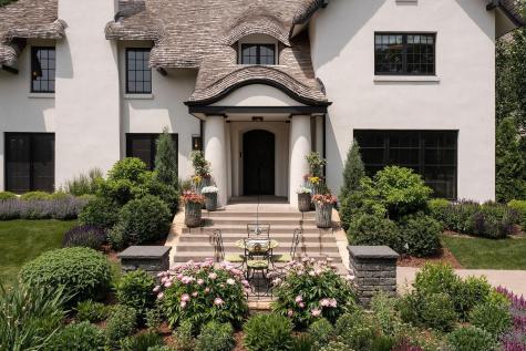 2388 W Lake Of The Isles Parkway Minneapolis MN 55405