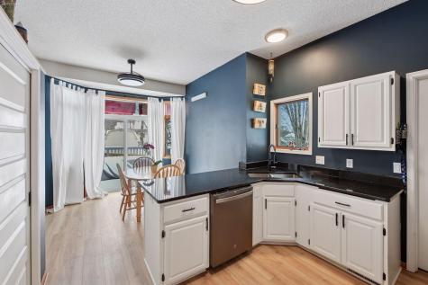 20911 Jameswood Court Lakeville MN 55044