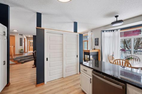 20911 Jameswood Court Lakeville MN 55044