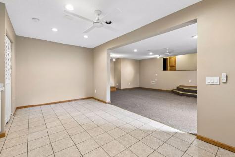 20911 Jameswood Court Lakeville MN 55044