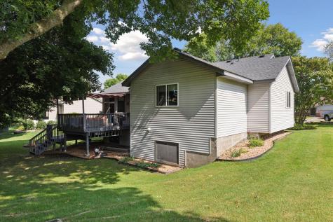 20911 Jameswood Court Lakeville MN 55044