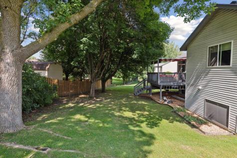 20911 Jameswood Court Lakeville MN 55044