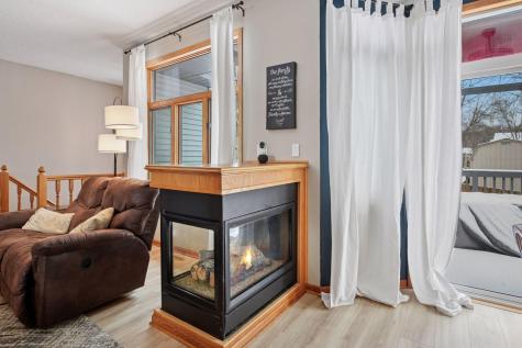 20911 Jameswood Court Lakeville MN 55044