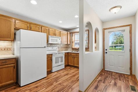 411 N Walnut Street Belle Plaine MN 56011