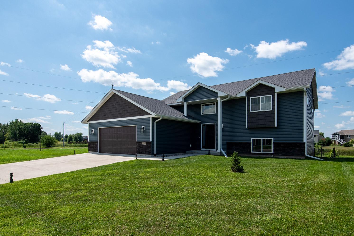 2203 Anchorage Drive North Mankato MN 56003