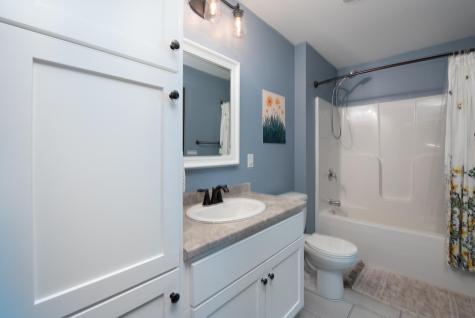 2203 Anchorage Drive North Mankato MN 56003