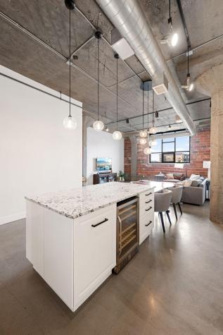 718 Washington Avenue N Minneapolis MN 55401