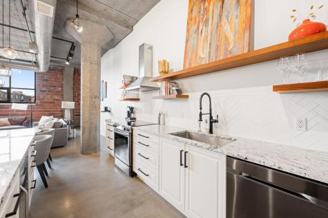718 Washington Avenue N Minneapolis MN 55401