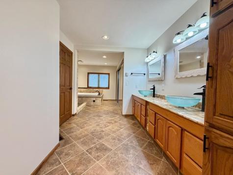 1543 14th Avenue N Wahpeton ND 58075