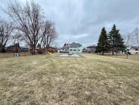1543 14th Avenue N Wahpeton ND 58075