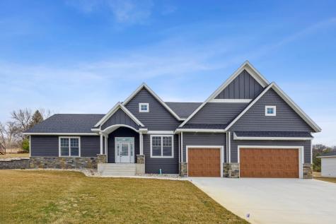 3613 Crestwood Ridge NE Alexandria MN 56308