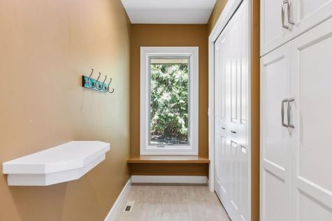 4785 Bayswater Road Shorewood MN 55331