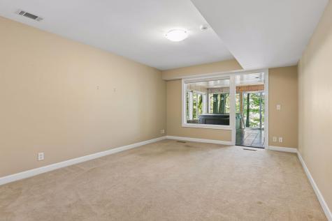 4785 Bayswater Road Shorewood MN 55331