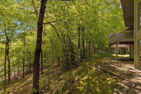 4785 Bayswater Road Shorewood MN 55331