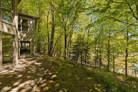 4785 Bayswater Road Shorewood MN 55331