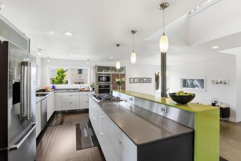 2199 Pinehurst Avenue Saint Paul MN 55116