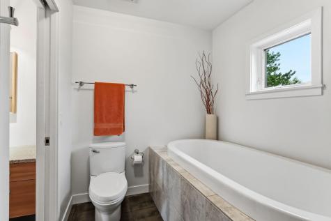 2199 Pinehurst Avenue Saint Paul MN 55116