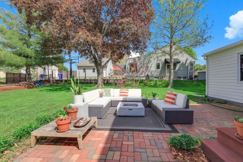 2199 Pinehurst Avenue Saint Paul MN 55116