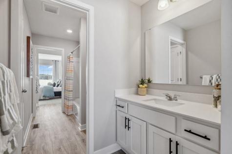3917 Carver Path Chaska MN 55318