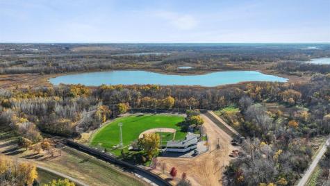 3917 Carver Path Chaska MN 55318
