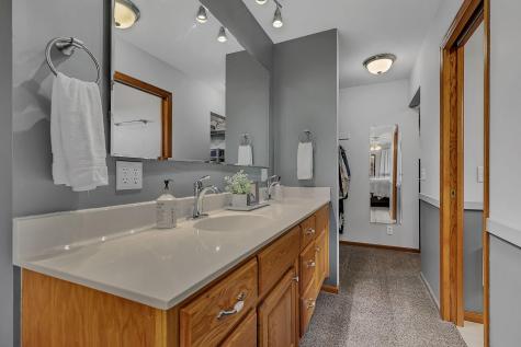400 Klarsyn Street SE Cokato MN 55321
